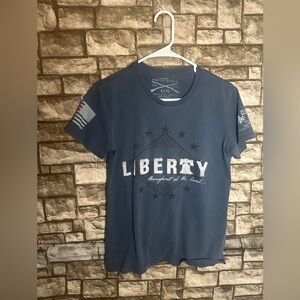 Grunt Style Women’s Patriotic Graphic Tee Size Large